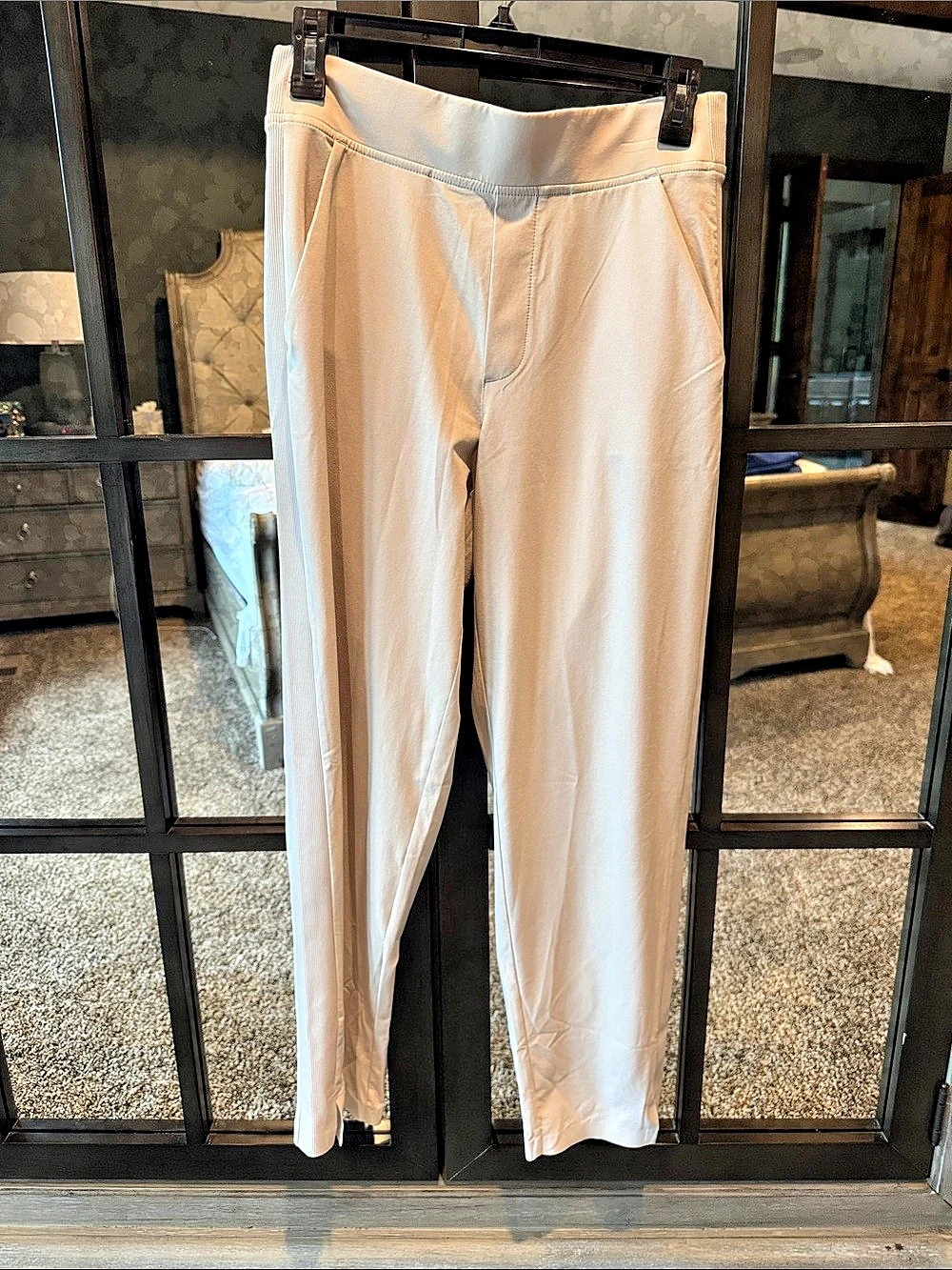 Athleta Brooklyn Mid Rise Ankle Pant Cream Size 2